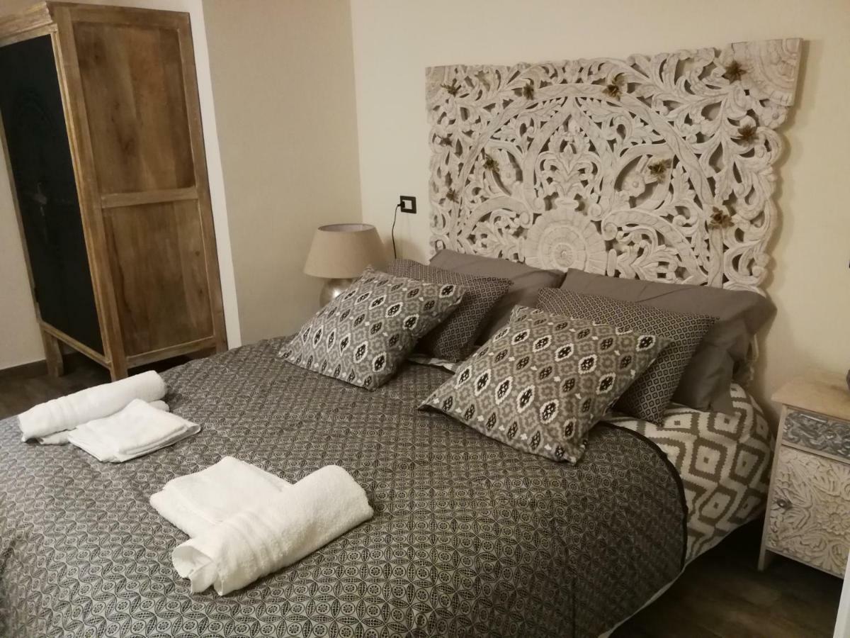 Appartamento Casa di Giò - Duomo Napoli Esterno foto
