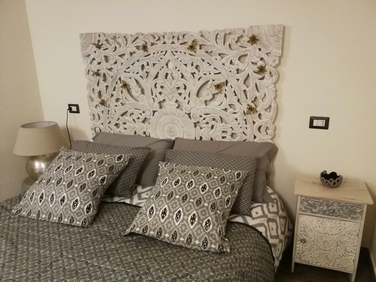Appartamento Casa di Giò - Duomo Napoli Esterno foto